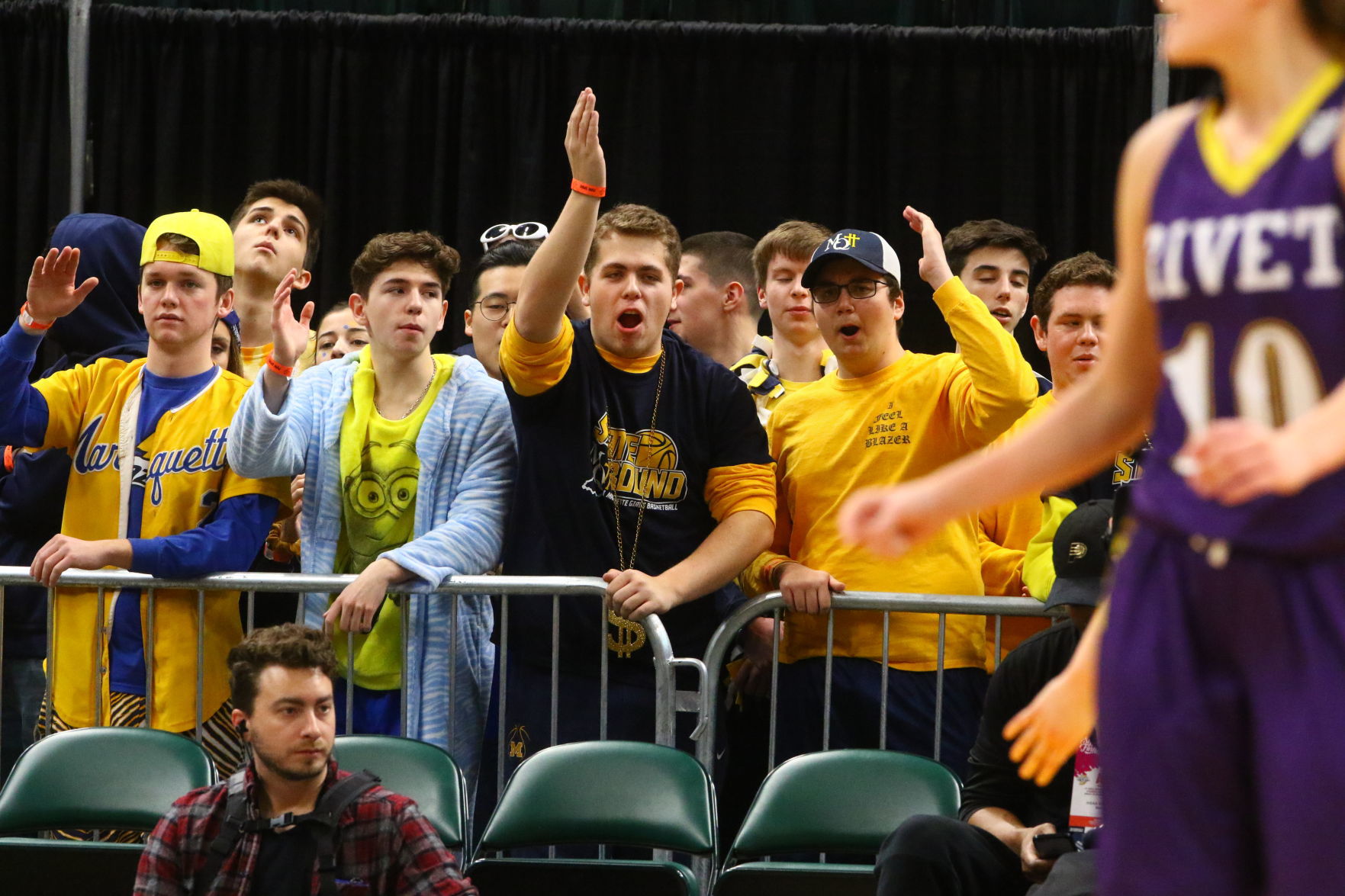 Gallery: Girls Basketball State Finals: Marquette Catholic vs. Vincennes Rivet